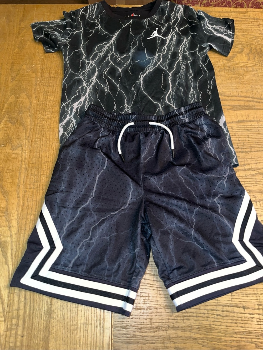Jordan Dri-FIT Basketball Mesh Shorts L & Cotton Shirt XL Black White Lightening